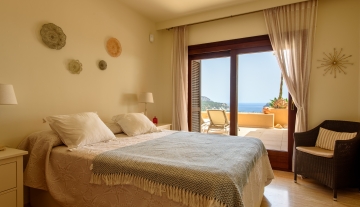Resa Estates Ibiza penhouse for sale koop es vedra bedroom ok.jpg